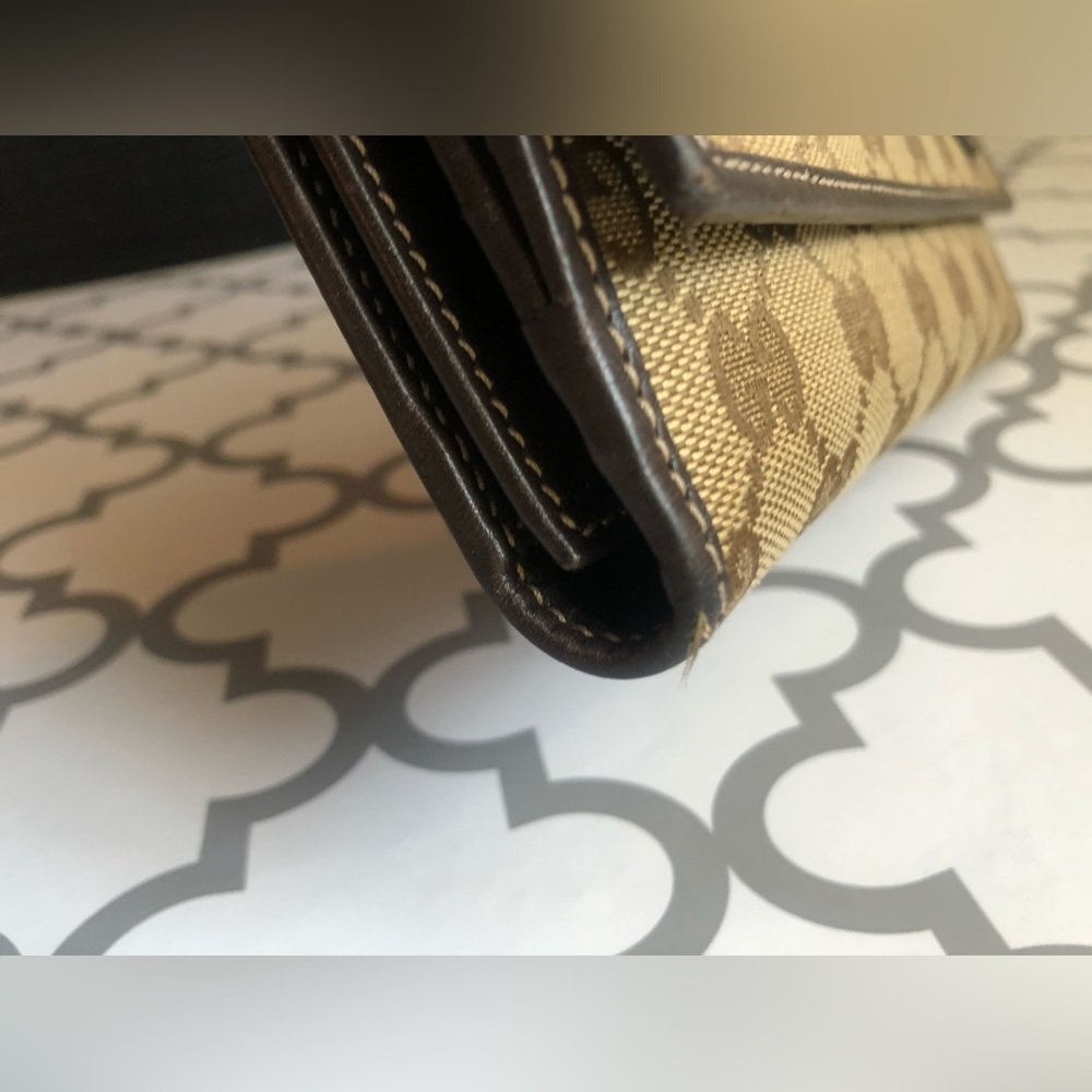 Gucci Long Wallet With Box. In Pristine Condition! - image 8